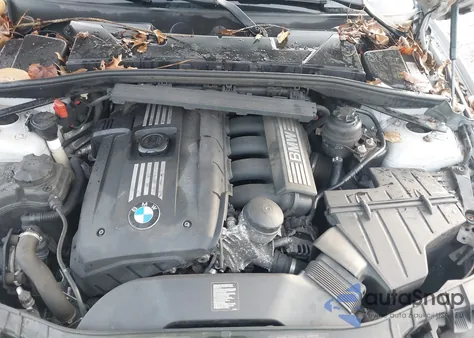 2012 BMW 128I z USA, uszkodzony, nr VIN WBAUP9C52CVL91696